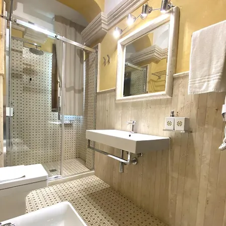 Bhb Hotell 4*