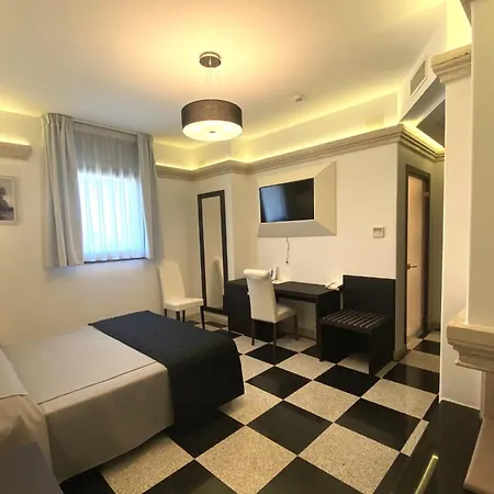 Bhb Hotell Manduria